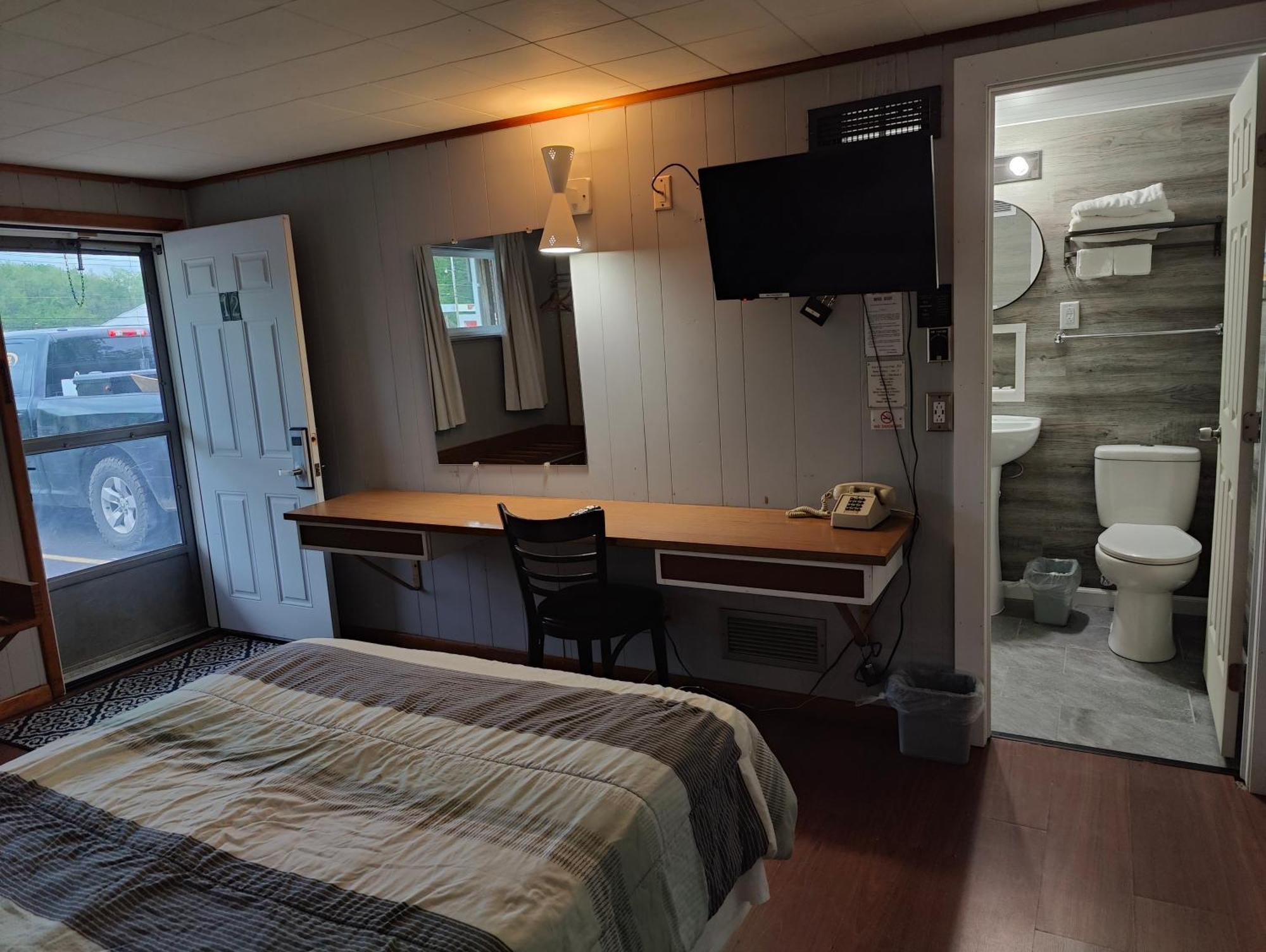 Melody Motor Lodge Connellsville 外观 照片